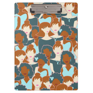 Nahtlose Muster mit schwarzen Mädchen und weißen M Klemmbrett