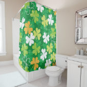 Nahtlose Muster verstreuter Klee und Kleeblatt Duschvorhang (Beispiel)