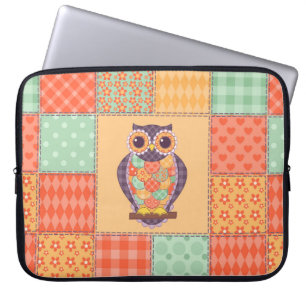 Nahtlose Patchwork-Eule-Muster. Vintager Hintergru Laptopschutzhülle