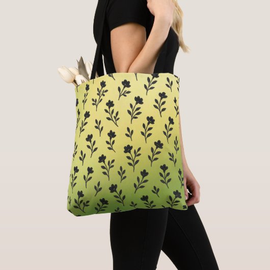 Nahtlose Schwarz-Flora-Motive Tasche (Von Nahem)