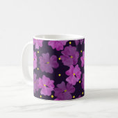 Nahtlose violette Blume. Wasserfarbe Kaffeetasse (Vorderseite Links)