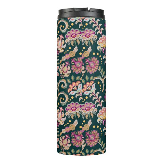 Nahtloser blumiger Hintergrund. Rosa Blume und Pac Thermosbecher (Rückseite)