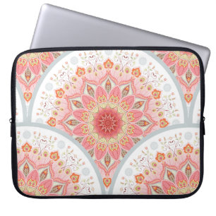 Nahtloser Hintergrund mit rundem Dekor. Orienta Laptopschutzhülle