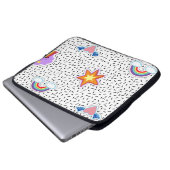 Nahtloser Musterhintergrund mit Patch-Cartoon Laptopschutzhülle (Vorne Knopf)