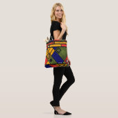 Nahtloses afrikanisches Ethno-Muster Tasche (Am Model)