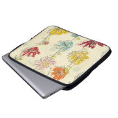 Nahtloses Blumenmuster mit handgezeichnet Blume Laptopschutzhülle (Vorne Knopf)