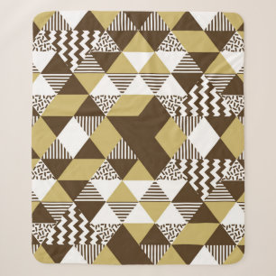 Nahtloses Dreieck: geometrische Goldmode. Sherpadecke