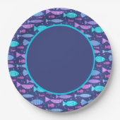 Nahtloses, flaches Muster mit Doodle-Fischen Pappteller (Vorderseite)