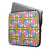 Nahtloses geometrisches Muster mit Blume Laptopschutzhülle (Vorderseite Links)