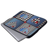 Nahtloses Hintergrundmuster. Flickwerk aus Denim f Laptopschutzhülle (Vorne Knopf)