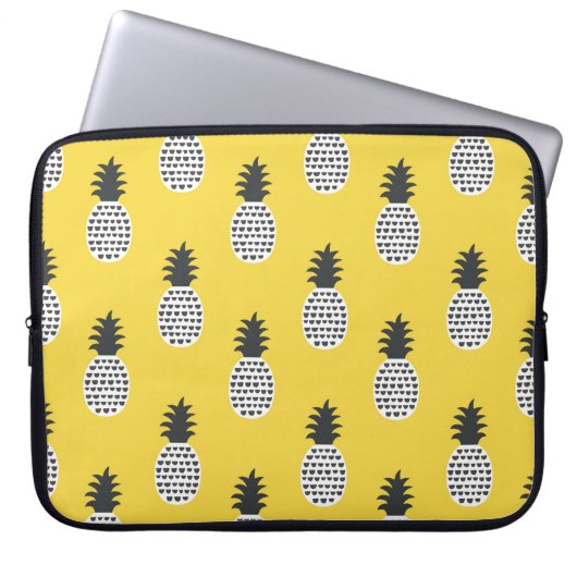 Nahtloses Muster bei Ananas Laptopschutzhülle (Vorderseite)
