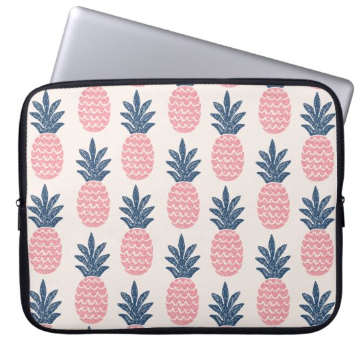 Nahtloses Muster bei Ananas Laptopschutzhülle (Vorderseite)