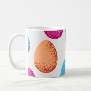 Nahtloses Muster bunter Ostereier auf weiß Kaffeetasse