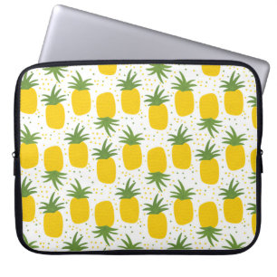 Nahtloses Muster mit Ananas. Gelbe Ananas Laptopschutzhülle