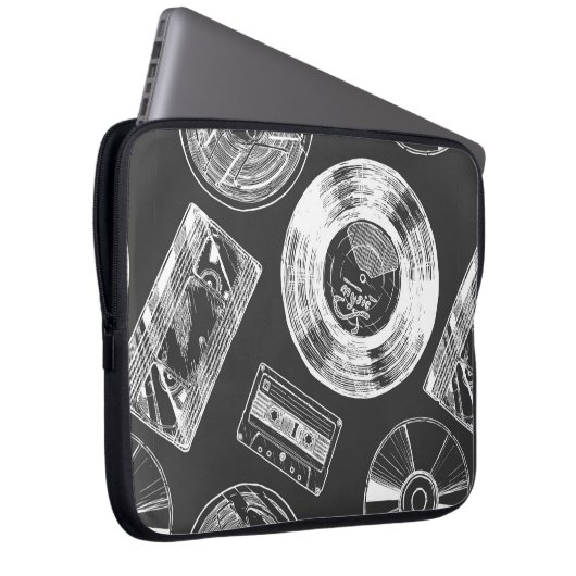 Nahtloses Muster mit Audio- und Videoträgern. Vi Laptopschutzhülle (Vorne Rechts)