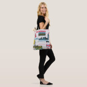nahtloses Muster mit britischer oder Londoner Zeit Tasche (Am Model)