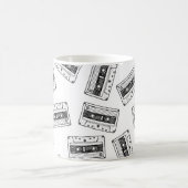 Nahtloses Muster mit Compact Cassette in Vintag Kaffeetasse (Mittel)