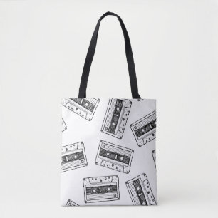 Nahtloses Muster mit Compact Cassette in Vintag  Tasche