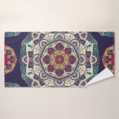 Nahtloses Muster mit einem märchenhaften, blumenge Badehandtuch (Badehandtuch)