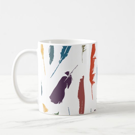 Nahtloses Muster mit farbigen Federn auf einem Lic Kaffeetasse (Links)