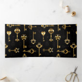 Nahtloses Muster mit Golden Keys Dreifach-gefaltete Programmkarte (Innenseite)