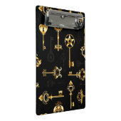 Nahtloses Muster mit Golden Keys Mini Klemmbrett (Schrägansicht)