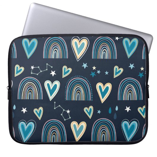 Nahtloses Muster mit Herz, Regenbogen und Zelesti Laptopschutzhülle (Vorderseite)