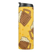 Nahtloses Muster mit Holzfaser-Bier, p Thermosbecher (Nach rechts gedreht)