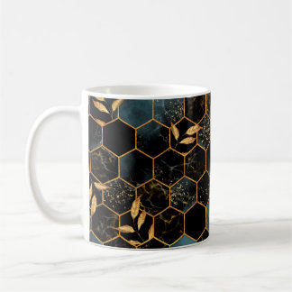 Nahtloses Muster mit Marmorhexagon und goldener Le Kaffeetasse