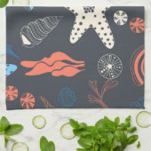 Nahtloses Muster mit Muscheln Handtuch (Gefaltet)