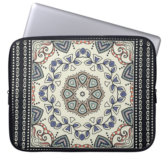 Nahtloses Muster mit Stammes-Mandala Laptopschutzhülle (Vorderseite)