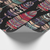 Nahtloses Muster mit Vogelfedern. Tribal Art a Geschenkpapier (Ecke)