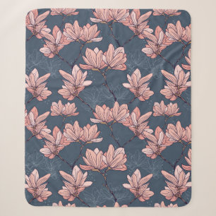 Nahtloses Muster mit wunderschönen magnolischen Bl Sherpadecke