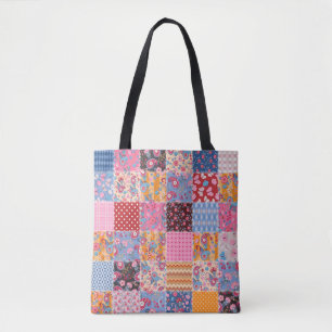 Nahtloses Patchwork, süßes Stoffmuster. Tasche