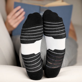 Nahtloses Wiederholmuster; Afrozentrisches Weihnac Socken