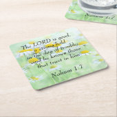 Nahum 1:7 rechteckiger pappuntersetzer (angewinkelt)