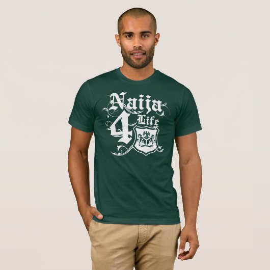 Naija4life Entwurf mit nigerischem Wappen T-Shirt (Vorne ganz)