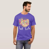 Nail-Tech niedlich polierter Nageltechniker T-Shirt (Vorne ganz)
