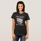 Nail Tech Quote Work Uniform Nail Polnisch Willkom T-Shirt (Vorne ganz)