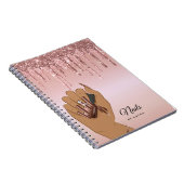 Nail Technician Drilling Glittering Gold Notizblock (Rechte Seite)