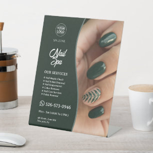 Nail-Wellness-Center-Eigene Fußbodensignatur Sockelschild