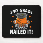 Nails It Basketball Player Abschluss B Mousepad (Vorne)