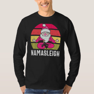 Namasleigh Santa In Yoga Pose Meditation Sonnensch T-Shirt