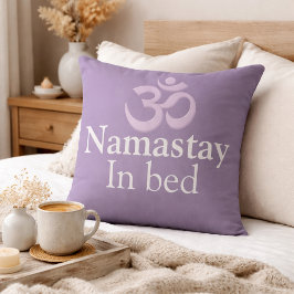 Namastay Im Bett Yoga Lavendel lila weiß Lustig Kissen