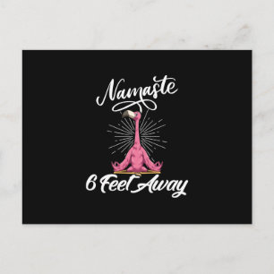 Namaste 6 Fuß entfernt Flamingo Yoga Lehrer Sozial Einladungspostkarte