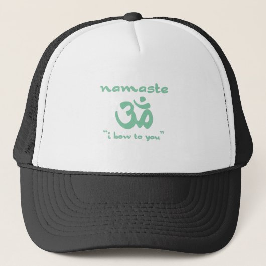 Namaste - I bow to you (in green) Truckerkappe (Vorderseite)