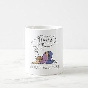 NAMASTE IM BETT Funny Yoga TASSE für Männer Person