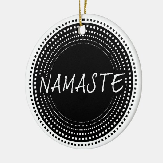 Namaste Keramik Ornament (Links)