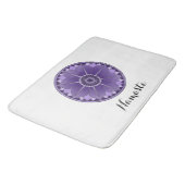 NAMASTE Lila Blume Spirituelle Lotus Mandala Badematte (Schrägansicht)