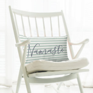 Namaste Meditation Yoga Zitat Grün Muster Lendenkissen